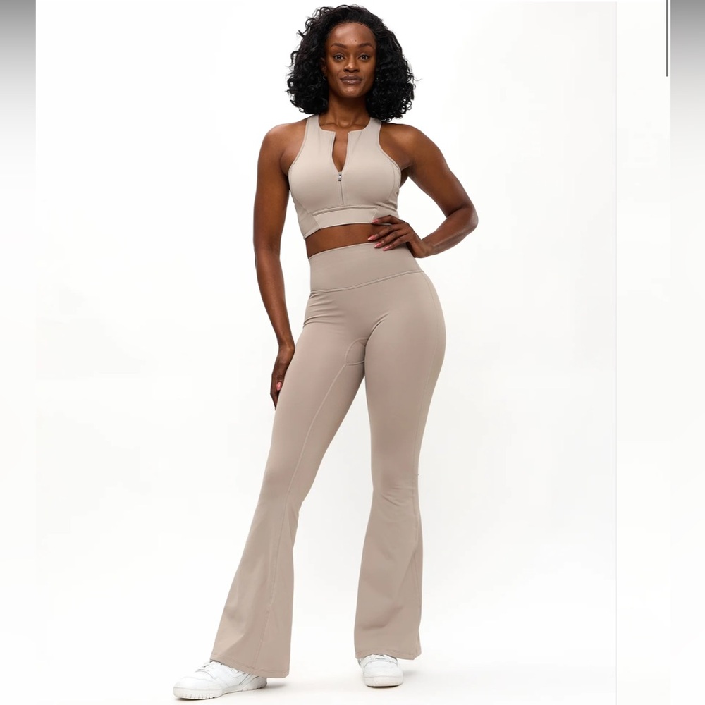 Buffbunny - Colorado Fleece Flare Legging